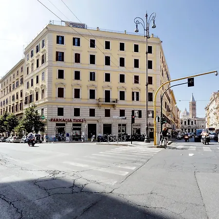 Just Chilling Hotel Rome