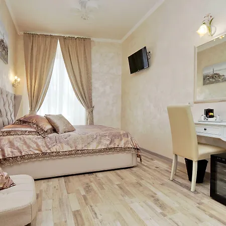 Just Chilling 4* Rom