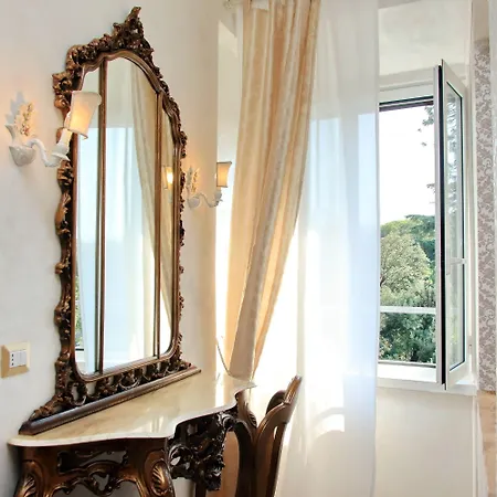 Just Chilling Hotel Rom